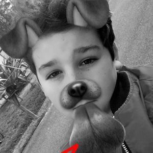 Meet your Posher, Grayson